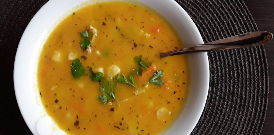 Przepis na zupę z pieczonej marchwi i pieczonego batata