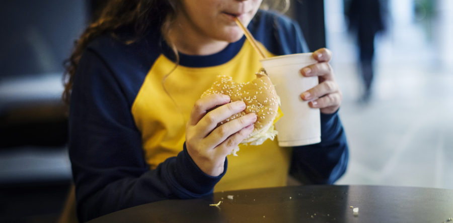 Dlaczego nadal dajesz swojemu dziecku do jedzenia SYF?